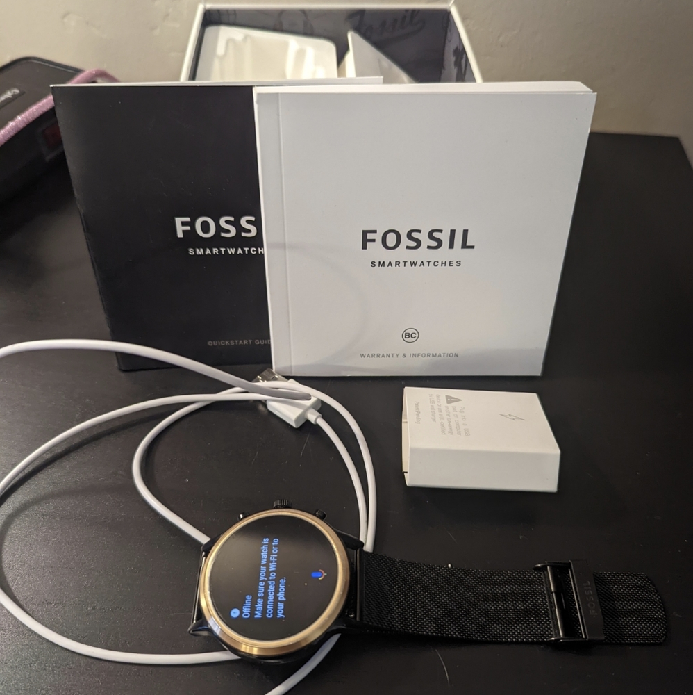 Fossil Smart Watch Rose Gold